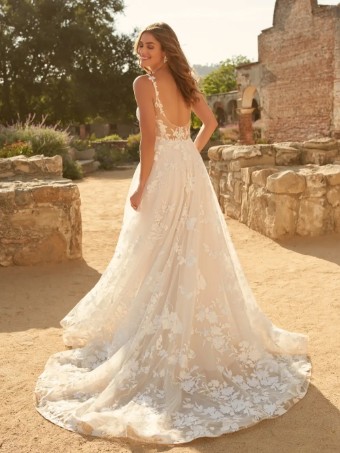 Maggie Sottero Winter (UnLined) #1 Ivory/Soft Pearl thumbnail